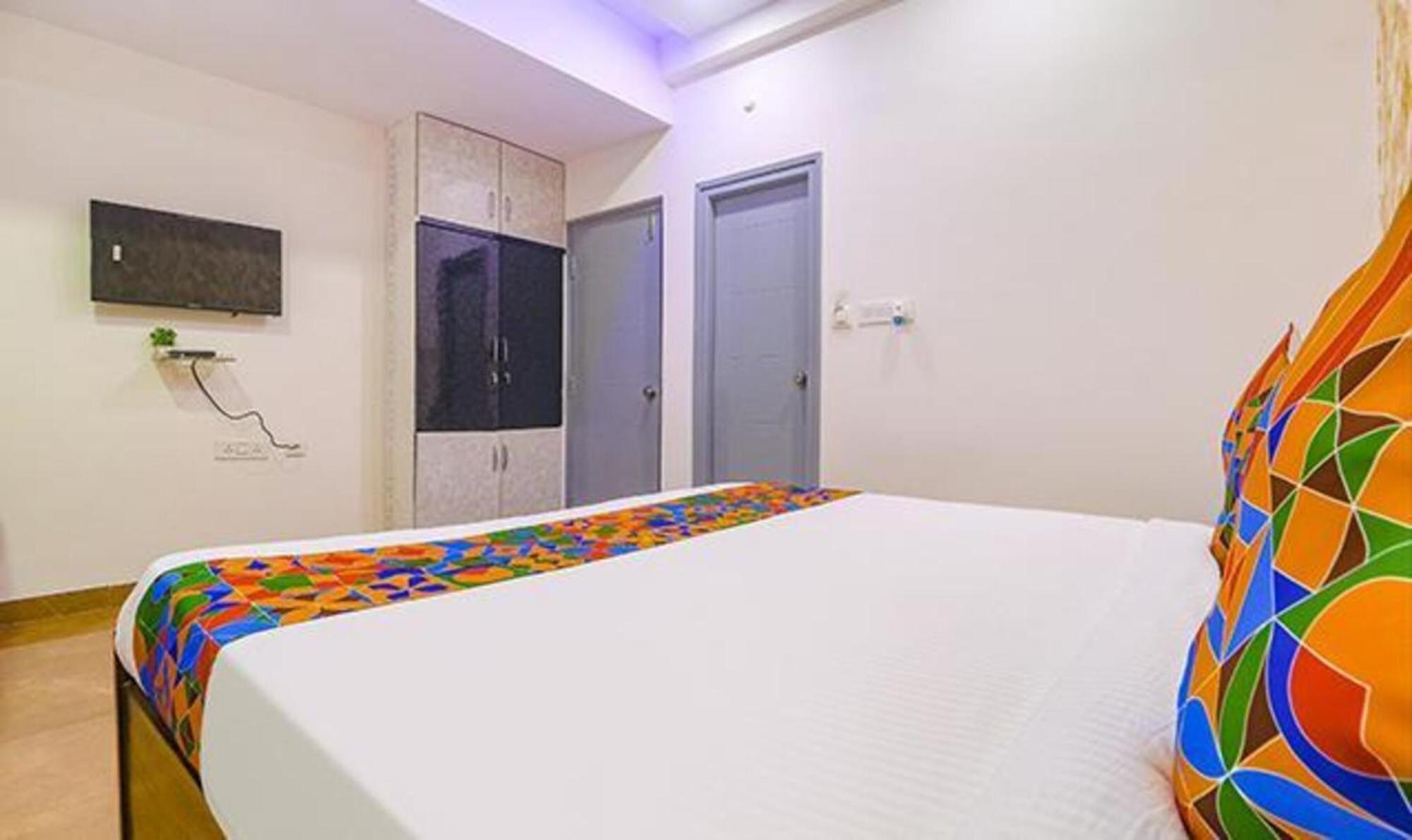 Fabexpress The Dream Elite - Nr Golconda Fort, Manikonda Hyderabad Exterior foto